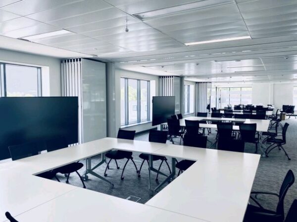Acoustic Operable Partition - Variflex Manual 88 - 58dB