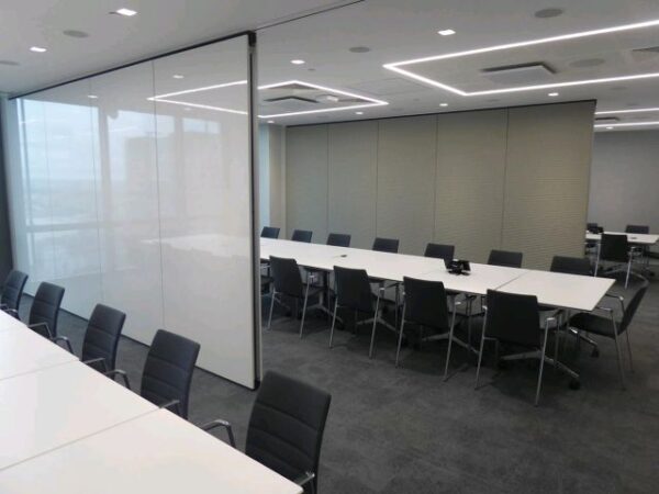 Acoustic Operable Partition - Variflex Semi Automatic 88 - 56dB