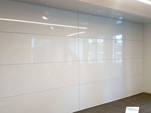 ACOUSTIC OPERABLE PARTITION - SKYFOLD ZENITH PREMIUM